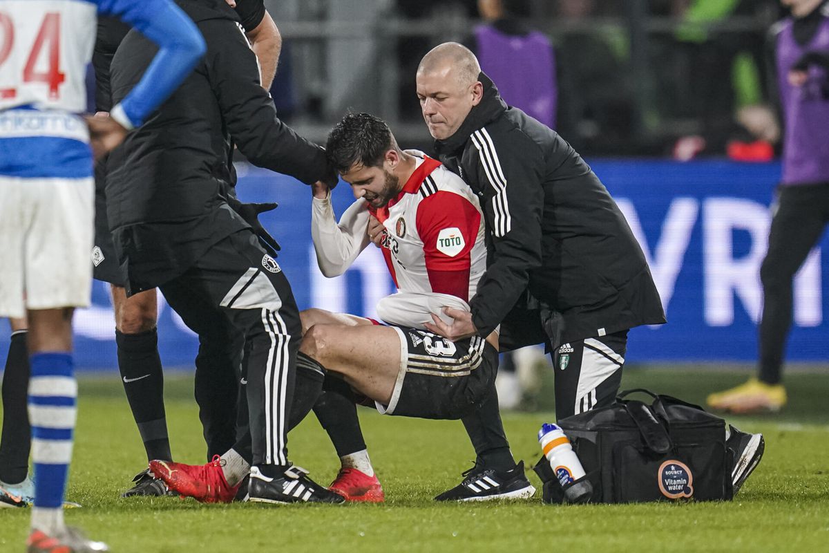 Nieuwe domper voor Feyenoord! Vrees voor blessure David Hancko