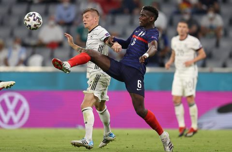 Paul Pogba is dé baller bij Frankrijk, dat nipt wint van Duitsland