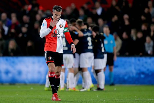 Van Persie na grote domper: 'Dit soort wedstrijden moet je gewoon winnen'