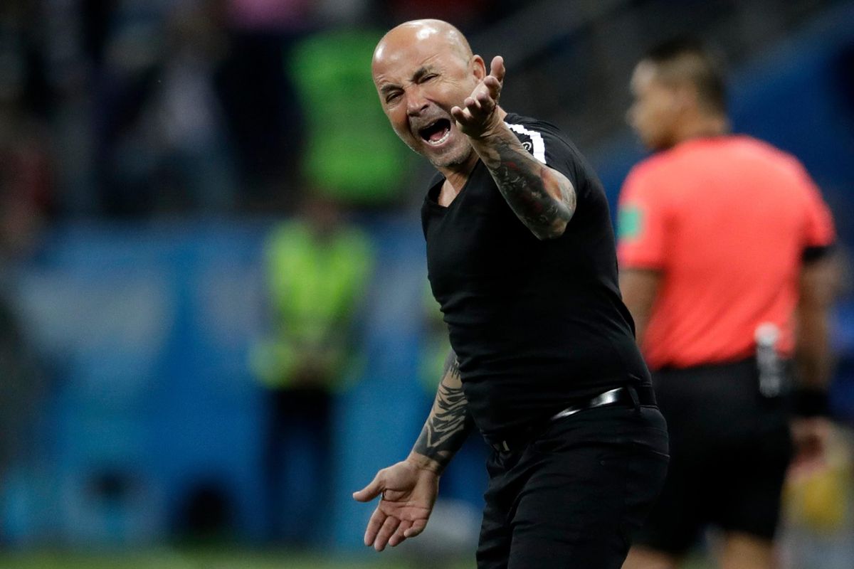 Sampaoli schaamt zich niet na zeperd: 'Maar dit doet wel heel veel pijn'