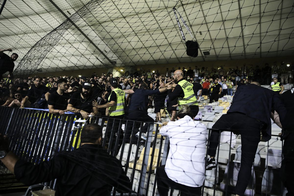Fenerbahçe-fans niet welkom in De Grolsch Veste na sanctie van de UEFA