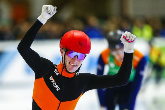 🎥 | Shorttracker Sven Roes na wereldbekerzilver op 1.500 meter: 'Ik ben een aparte vogel'