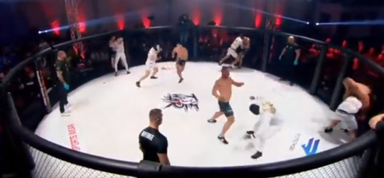 🎥 | Soort Squid Game bij Pools vechtsportgala: 8 tegen 8