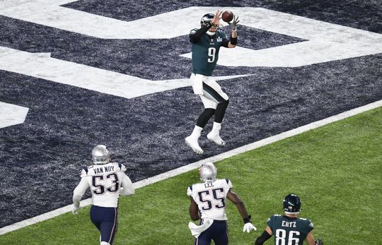 Foles maakte zelf de call voor 'trick-play' in Super Bowl (video)