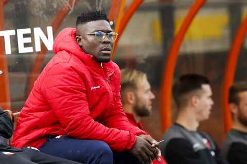 Royston Drenthe blijft nog even lekker in Spanje voetballen