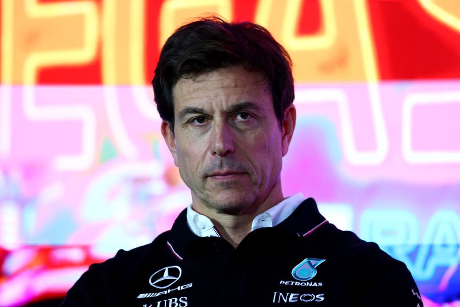 Toto Wolff opgelucht na kwalificatie Abu Dhabi: 'Blij dat dit de laatste was'