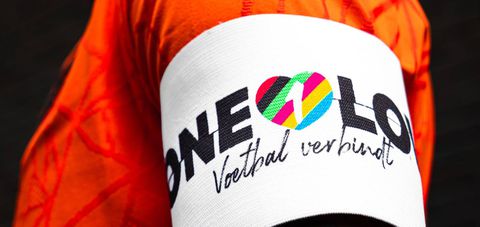 📸 | Deze speciale aanvoerdersband draagt Georginio Wijnaldum in de achtste finale