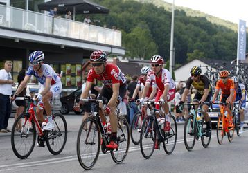 Zieke Monfort haalt finish 18de grote ronde op rij niet