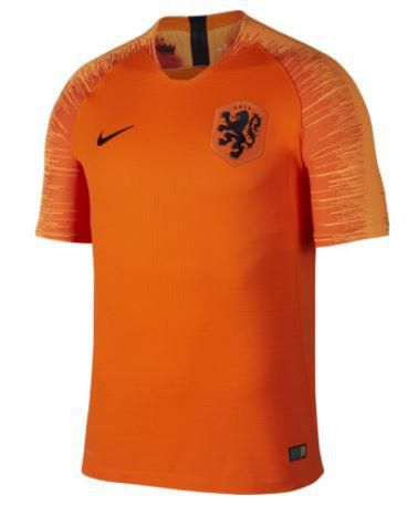 Dit zijn de nieuwe shirts van het Nederlands elftal (foto's)