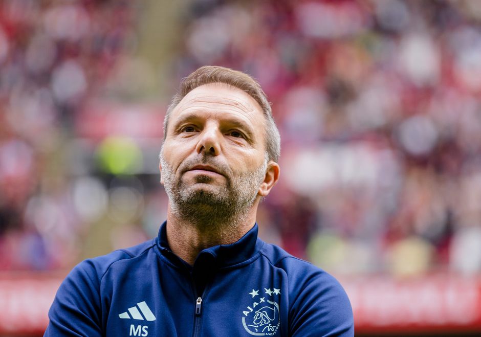 Maurice Steijn reageert kort op opmerkingen Van Hooijdonk: 'Niet alleen ik, ook familie beschadigd'