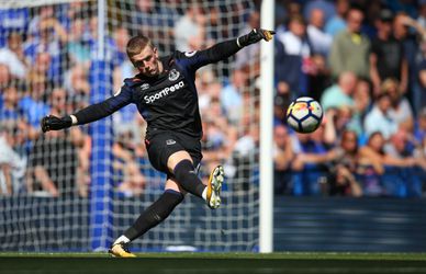 Everton-keeper Pickford haakt geblesseerd af bij Engeland