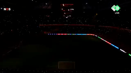 🎥 | Vette lichtshow in de Arena voorafgaand aan Nederland - Turkije