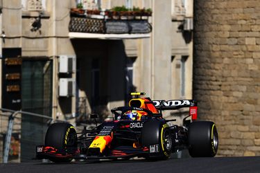 🎥 | VT2: Red Bull de snelste in Baku, Pérez nét voor Verstappen