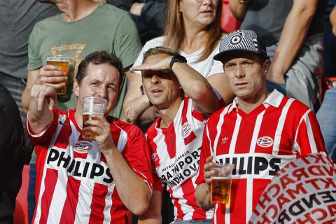🍻 | Gestoord! PSV-fans dronken in 2022 recordaantal aan bier
