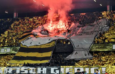 WTF? Zwitserse voetbalfans zijn boos en protesteren: 'Fuck e-sports!' (video)
