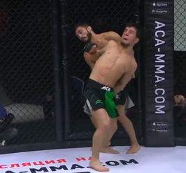 🎥 | Dzhikhad Yunusov laat opponent gruwelijk slapen na deze spinning back ELLEBOOG
