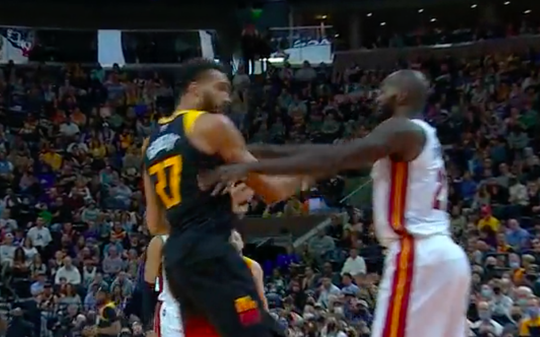 🎥 | Rudy Gobert veroorzaakt wéér een NBA-fittie en krijgt duw van Dewayne Dedmon