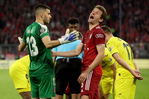 Thomas Müller kan uitschakeling bijna niet accepteren: 'We hadden verdiend om te winnen'