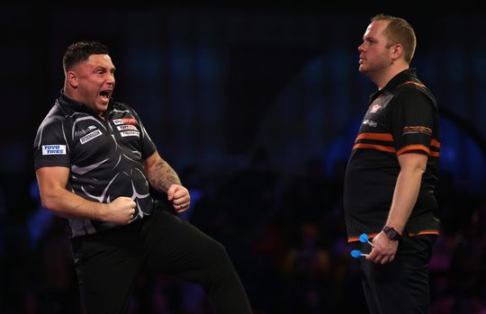Bye bye Aubyegenius! Dirk van Duijvenbode moet diep buigen voor titelverdediger Gerwyn Price