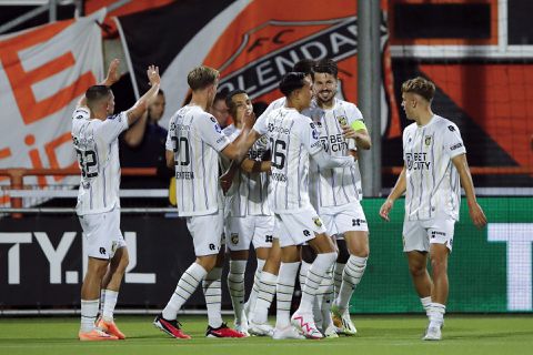 Aanvoerder Marco van Ginkel bezorgt Vitesse 3 punten én de koppositie