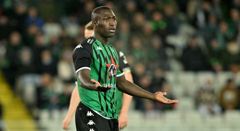 Racisme? 'Voetballers met Afrikaanse achtergrond krijgen vaker rode kaart'