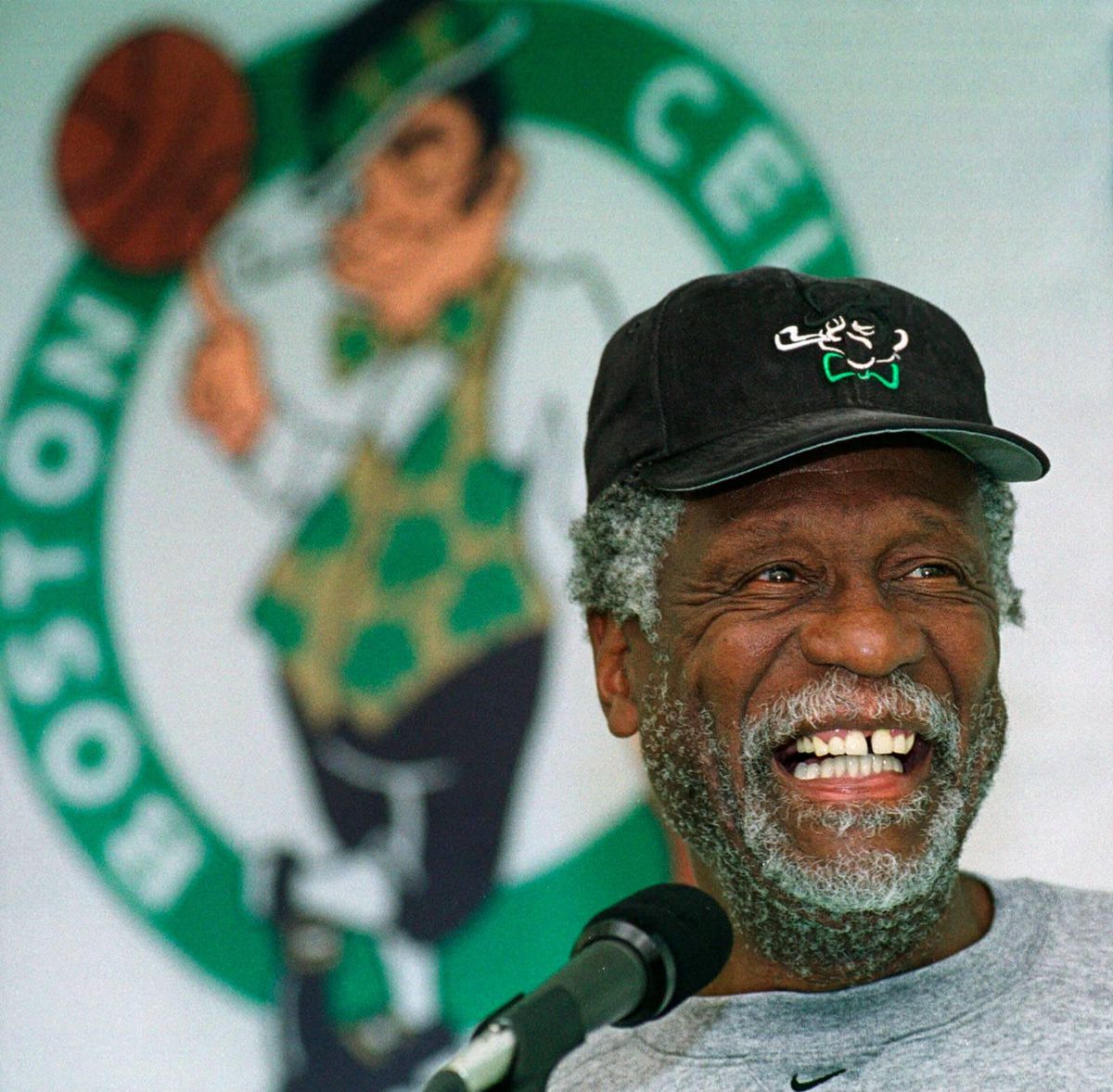 Legendarische NBA-kampioen Bill Russell op 88-jarige leeftijd overleden