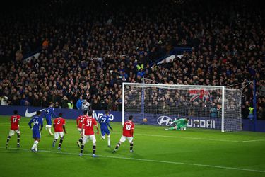 Koploper Chelsea komt tegen Manchester United niet verder dan een gelijkspelletje