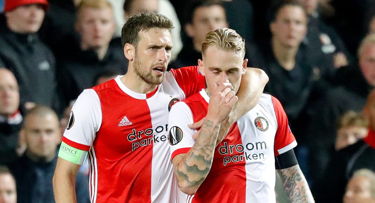Botteghin is gedrag klein groepje Feyenoord-fans spuugzat: 'Dit gaat veel te ver'