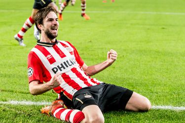 PSV scoorde maar één goal van afstand: de belangrijkste (video)
