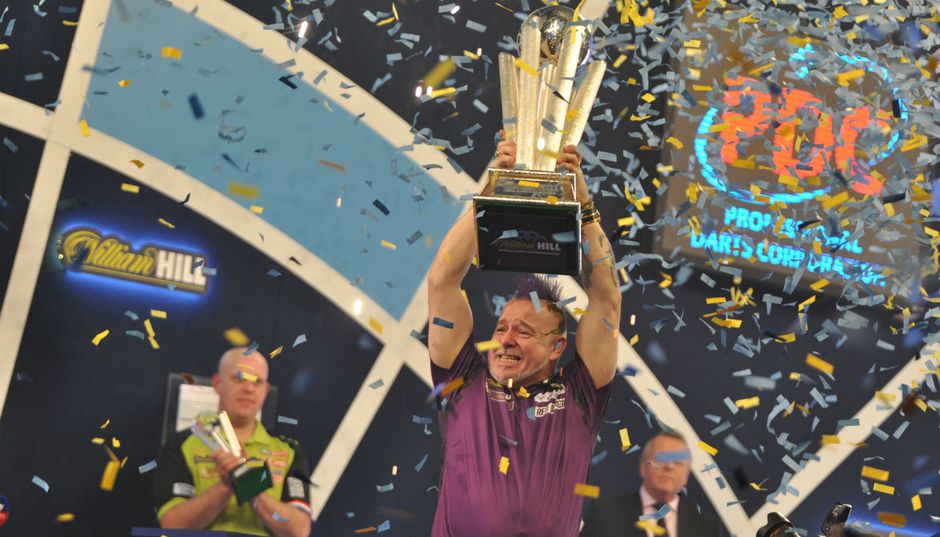 Peter Wright voor het eerst wereldkampioen darts na zege op Van Gerwen