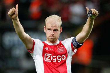 Ajax reserveert 'Klaassen-miljoenen' voor tweede keeper en linksback