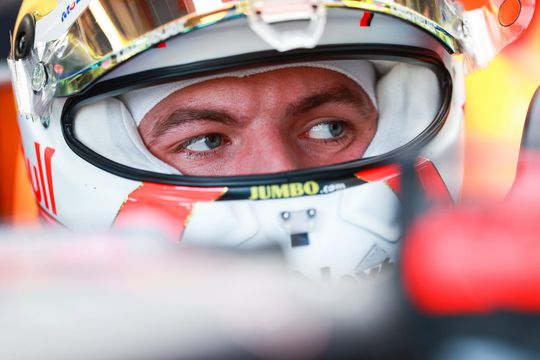 🎥 | Max Verstappen niet blij met onderstuur: 'Alsof de voorvleugel niks deed'