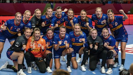 Nederlandse handbalsters rollen Congo-Brazzaville op en bereiken hoofdronde WK