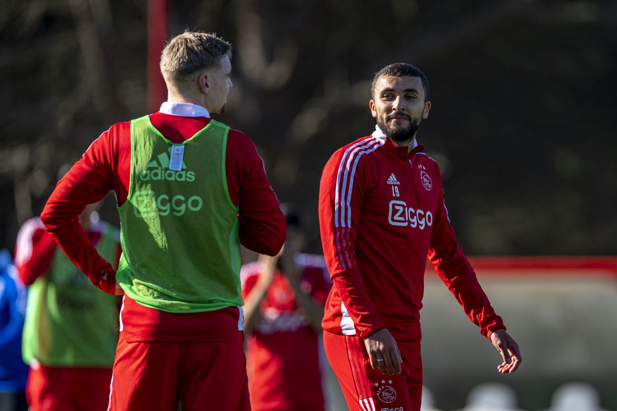 Ajax neemt afscheid van Zakaria Labyad en gaat praten met Maarten Stekelenburg