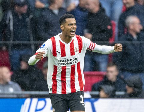 Cody Gakpo dankzij glansrol tegen Feyenoord uitgeroepen tot Speler van de Maand