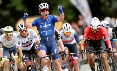 'Superwissel' Mark Cavendish betaalt het vertrouwen uit met 31e etappezege in de Tour de France
