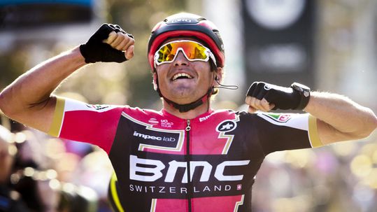 Van Avermaet profiteert in Gent-Wevelgem van pokerspel concurrenten