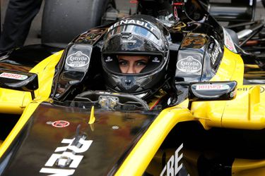 Alpine zorgt voor primeur: voor het eerst 2 vrouwen in een F1-auto in Saoedi-Arabië