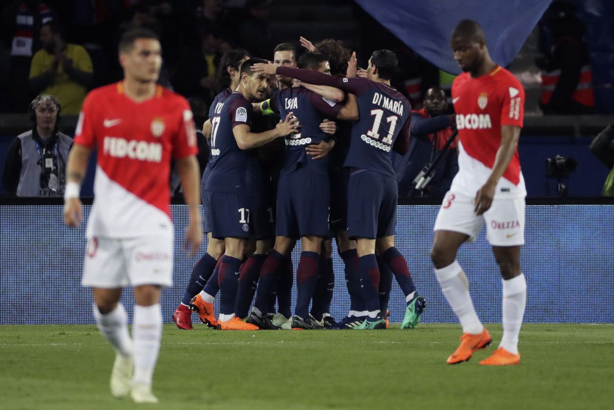 Sacre bleu! PSG staat in kampioenswedstrijd tegen Monaco bij rust al met 4-1 voor