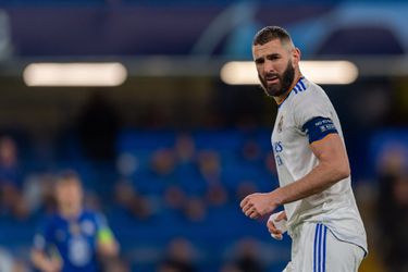 🎥 | Bijna kon Benzema geen hattrick maken: Fransman mocht Stamford Bridge niet in