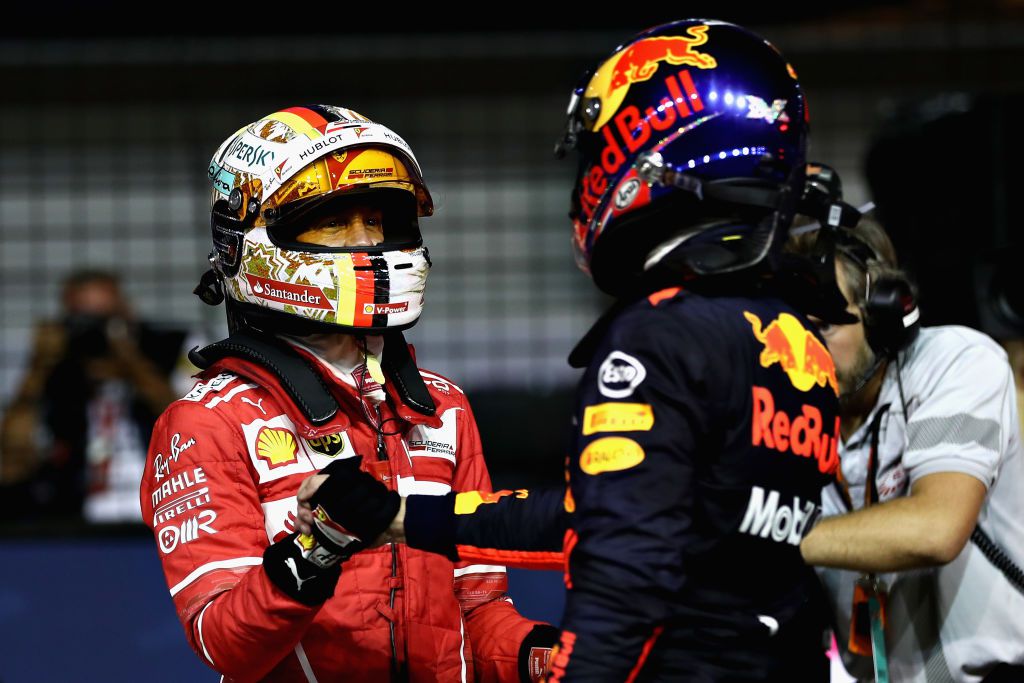 'Vettel schijt zeven kleuren bagger van Verstappen'
