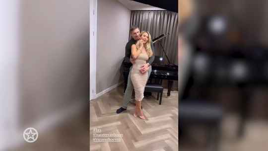 🕊 | Hard van buiten, zacht van binnen: verliefde Verhoeven kan niet van partner afblijven