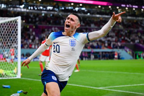 Engeland freewheelend naar groepszege na overwinning op kleine broertje Wales