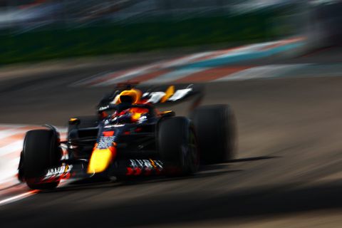 Max Verstappen is voor altijd de 1e winnaar van de Miami GP
