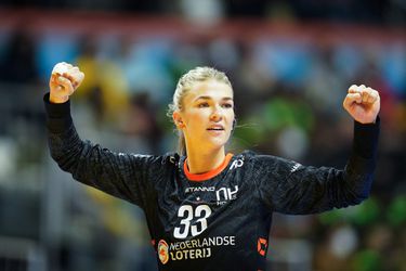 💍 | Getrouwd! Handbalster Tess Wester is een echte 'Lieder' geworden