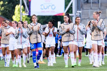 Tegenstander Oranje Leeuwinnen op EK keihard getroffen door buikgriep