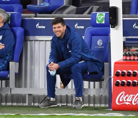 Klaas-Jan Huntelaar begint zondag op de bank tegen Bayern München: ‘We komen hieruit’