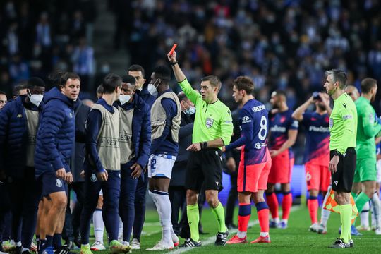 Dit is de scheidsrechter bij de Champions League-finale tussen Liverpool en Real Madrid