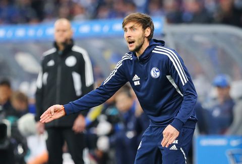 Schalke 04 verliest onder leiding van interim-trainer van Hertha BSC