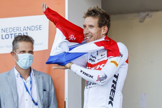 Mollema pakt goud op NK tijdrijden na 'superdag': 'Had dit nooit verwacht'